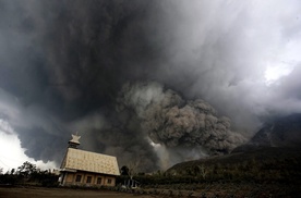 Erupcja wulkanu, są ofiary śmiertelne