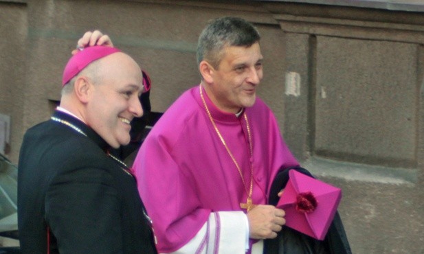 Biskupi solidarni z Ukrainą