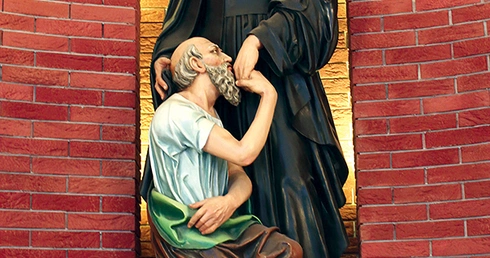 Figura patrona chorych w szpitalu zakonu w Tarnowskich Górach