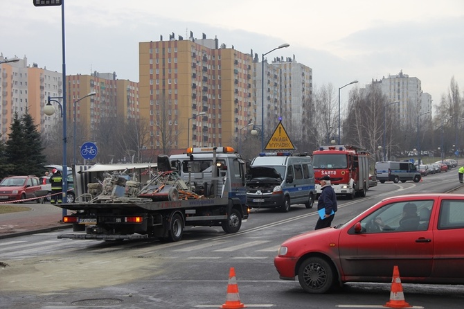 Wypadek autobusu w Katowicach