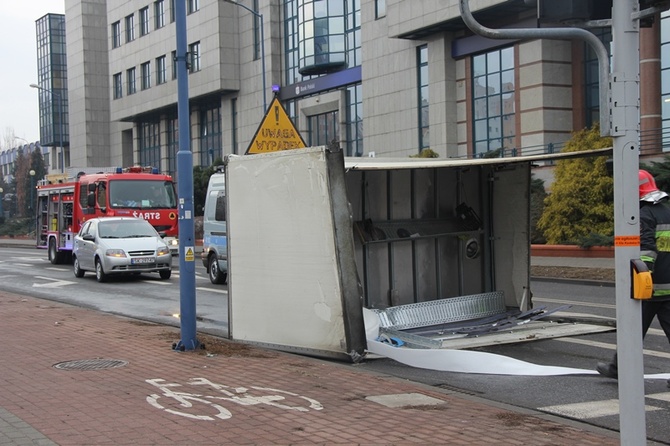 Wypadek autobusu w Katowicach