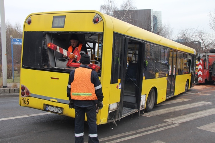 Wypadek autobusu w Katowicach