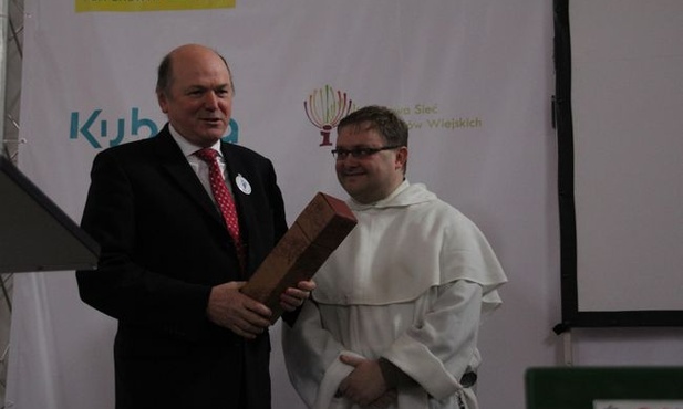 Wino od sandomierskich dominikanów