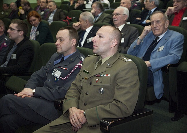 Konferencja o lotnictwie polskim