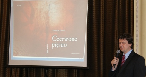 Mirosław Klemba w czasie promocji swojej książki w starostwie