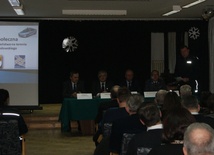 Debata odbyła się w Młodzieżowym Domu Kultury w Żyrardowie