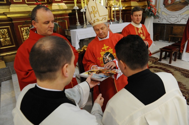 X Mistrzostwa Polski Księży w Halowej Piłce Nożnej