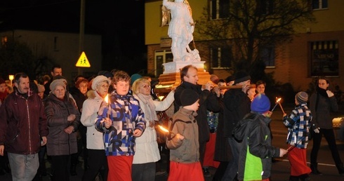 Pomóż nam zwalczyć szatana