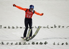 Stoch najdalej w serii próbnej