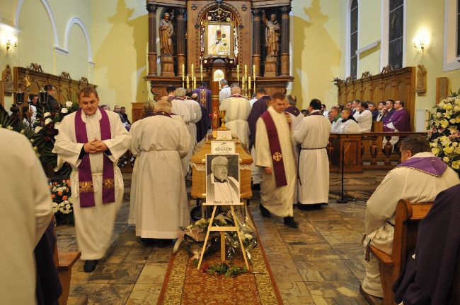 Ostatnie pożegnanie ks. Bieńkowskiego