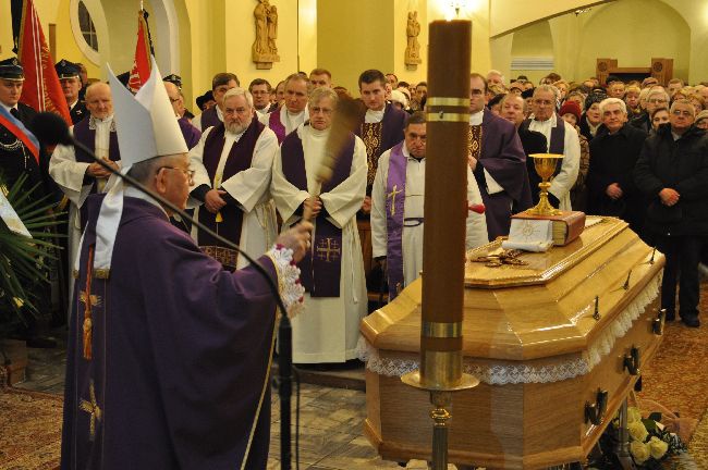 Ostatnie pożegnanie ks. Bieńkowskiego