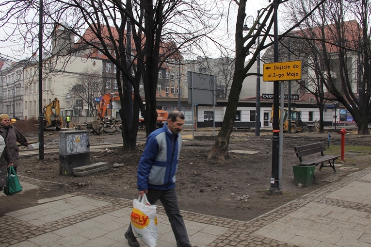 Przebudowa pl. Wolności