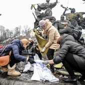 Wielkie sprzątanie Majdanu