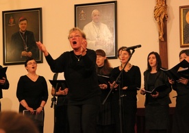 O chorale, rapie i gospel