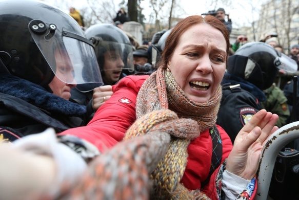 Moskwa po Majdanie: Policja zatrzymała 430 opozycjonistów