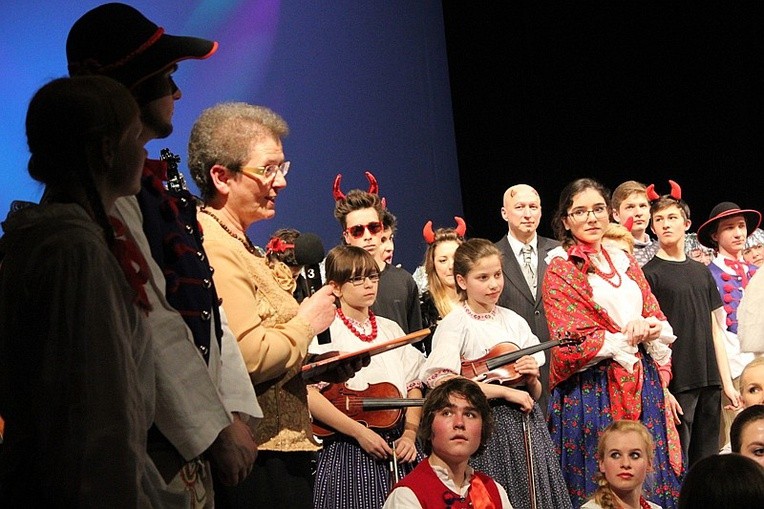 Wytańczona pomoc dla hospicjum