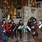 O muzyczną oprawę spotkania zadbała schola młodzieżowa