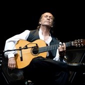 Zmarł Paco de Lucia