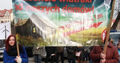 Przeciw farmom wiatrowym