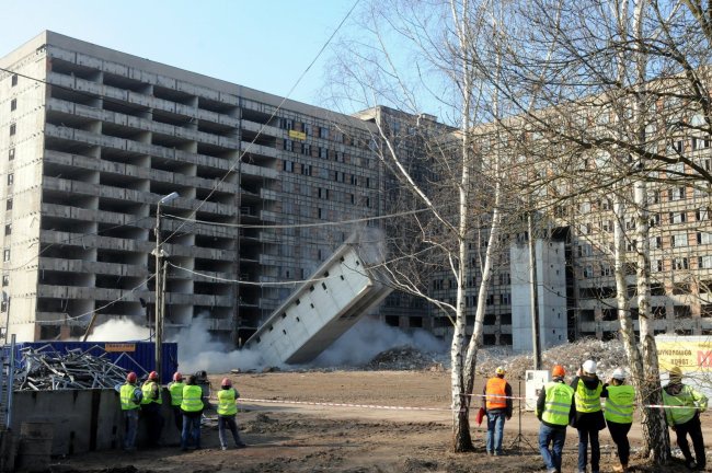 Rozbiórka szpitala Religii w Zabrzu (2)