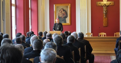 Konferencję dla księży proboszczów otworzył bp Piotr Libera