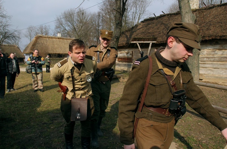 Rekonstrukcja historyczna w skansenie