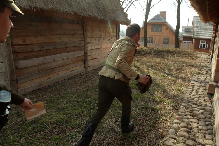 Rekonstrukcja historyczna w skansenie