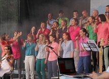 Skłonili do uwielbienia