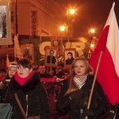 Marsz pamięci ze zdjęciami żołnierzy wyklętych przeszedł przez Lublin