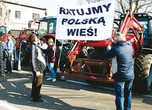  Protestujący żądali m.in. ograniczeń w zakupie ziemi przez obcokrajowców