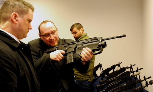 Specjaliści zapewniają, że broń produkowana w Radomiu należy do najnowocześniejszych na świecie