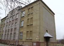 Budynek powstającej szkoły katolickiej w Tarnowie 