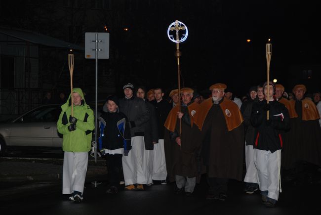 Stacyjne Drogi krzyżowe