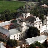 Jak zarządzać dobrami zakonnymi?