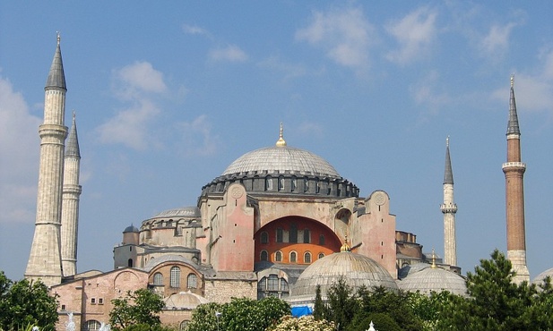 Protest Kościołów Europy po czytaniu Koranu w Hagia Sophia