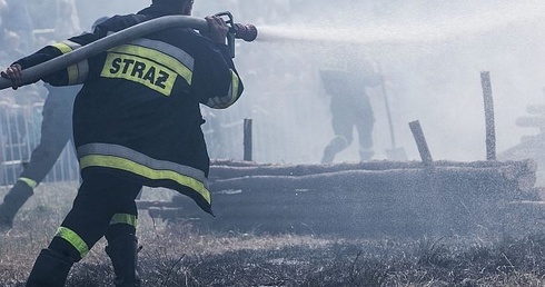 Pożary traw, jałowa ziemia