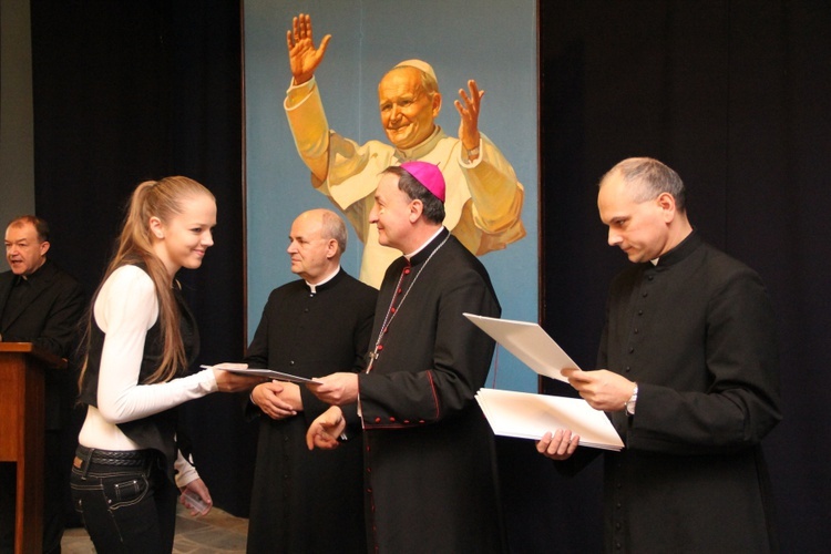 Stypendia Fundacji abp. Ablewicza