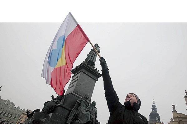  Po manifestacjach poparcia, które odbywały się w Krakowie, przyszedł czas na konkretną pomoc dla Ukrainy