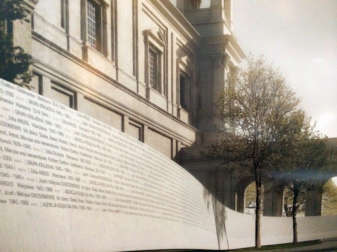 Projekty Pomnika Ratujących Żydów