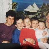 Danuta Korczyk z mężem i dziećmi