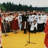 Bp Tadeusz Rakoczy wita papieża Jana Pawła II na Kaplicówce w maju 1995 r. - jedno z najważniejszych wydarzeń 22-lecia