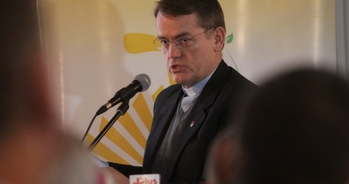 Służba życiu to mówienie prawdy