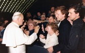 1988 r. Audiencja w Auli Pawła VI. Drugi z prawej ks. Piotr Turzyński. Pierwszy z prawej śp. ks. Marek Rywacki