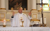 Eucharystię rozpoczynającą Sympozjum Dar Życia celebrował ks. Mirosław Nowosielski