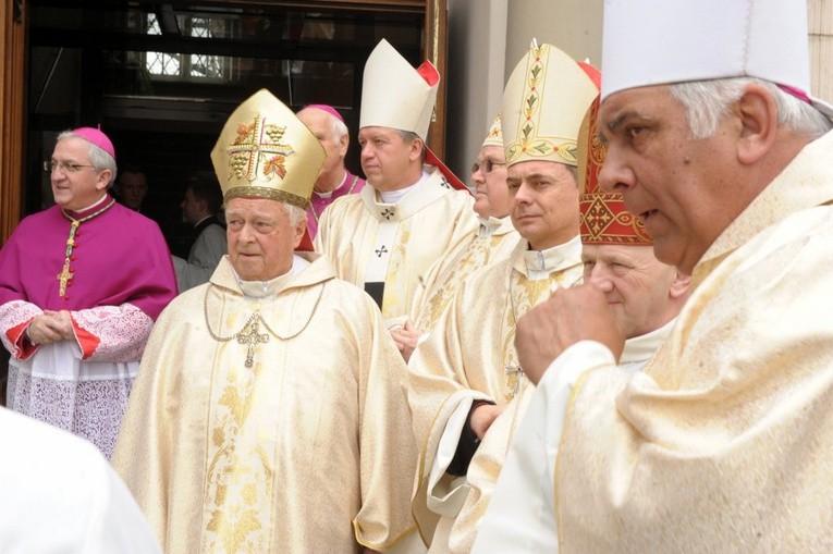 Początek uroczystości rocznicowych