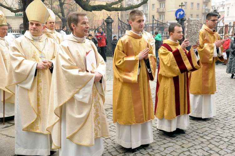 Początek uroczystości rocznicowych