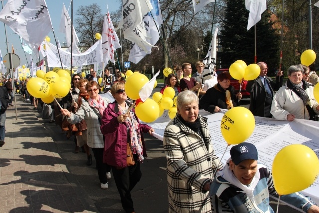 Marsz dla Życia - Zielona Góra 2014 (cz. 1)