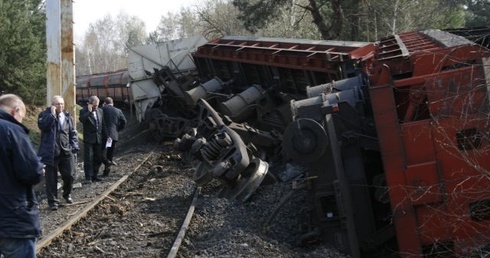 Pociąg wypadł z torów