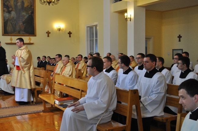 Święcenia i posługi w WSD
