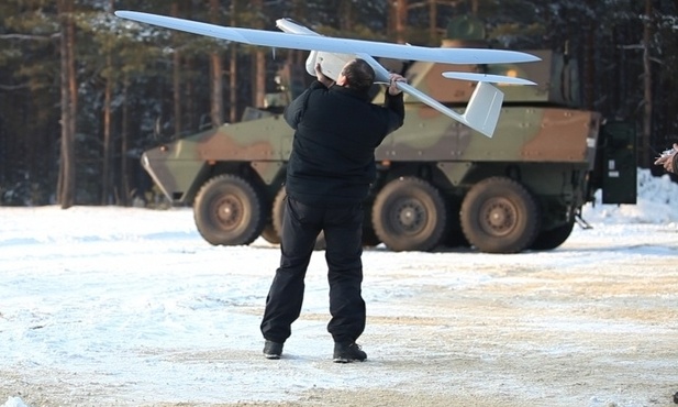 Pierwsza szkoła dla operatorów dronów